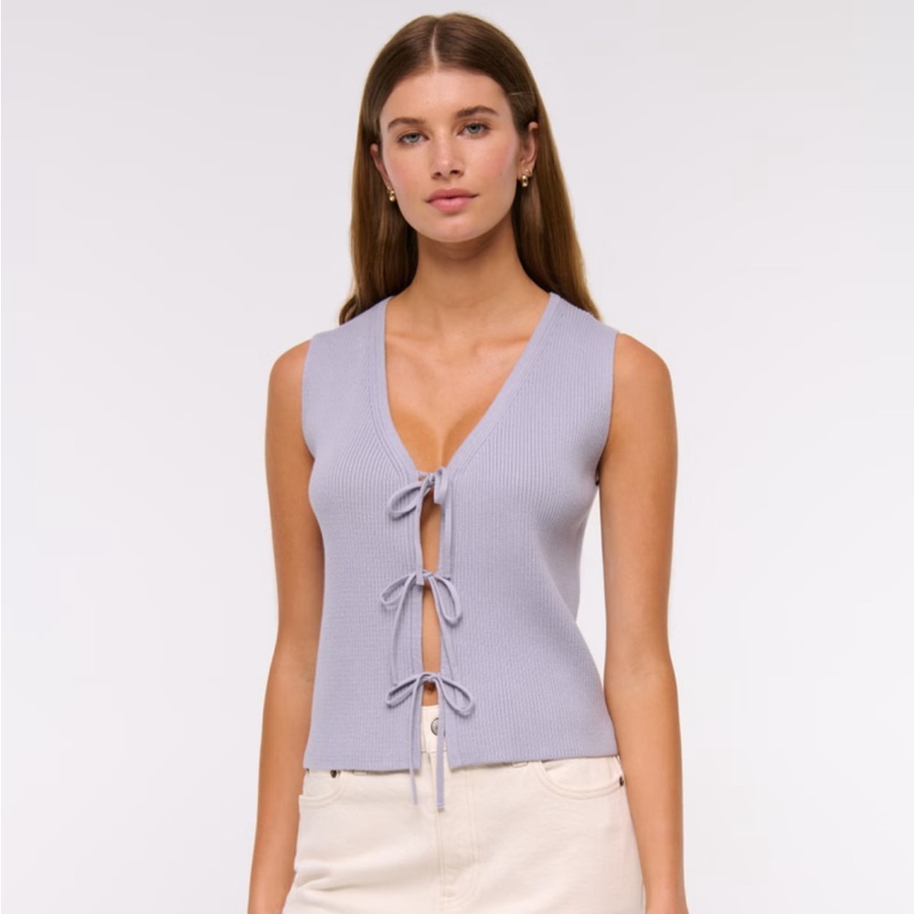 Abercrombie tie neck sweater top